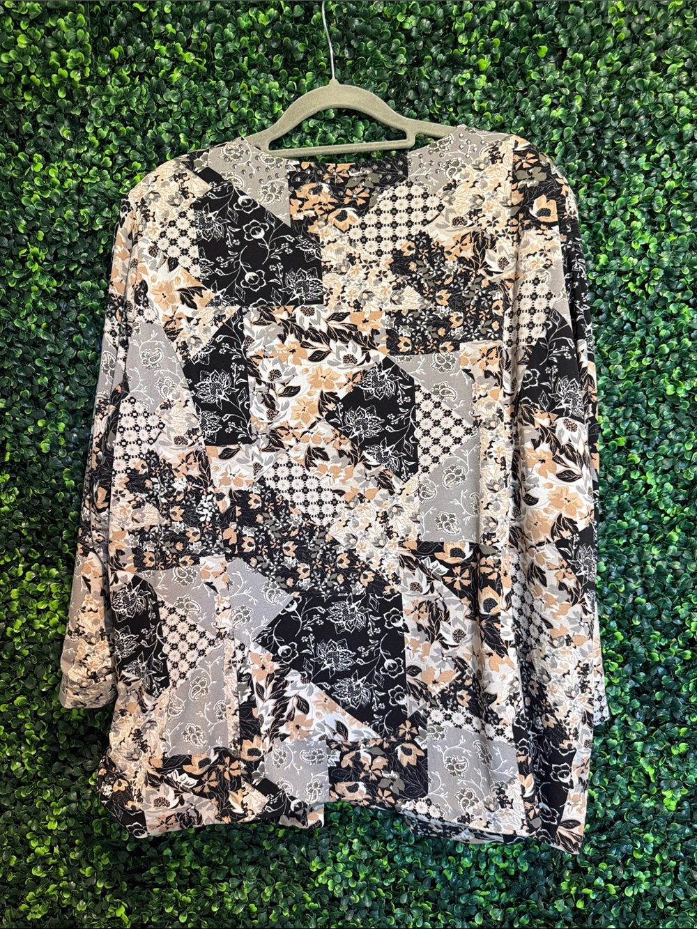 Joan Rivers Jacket - Picture 2 of 4
